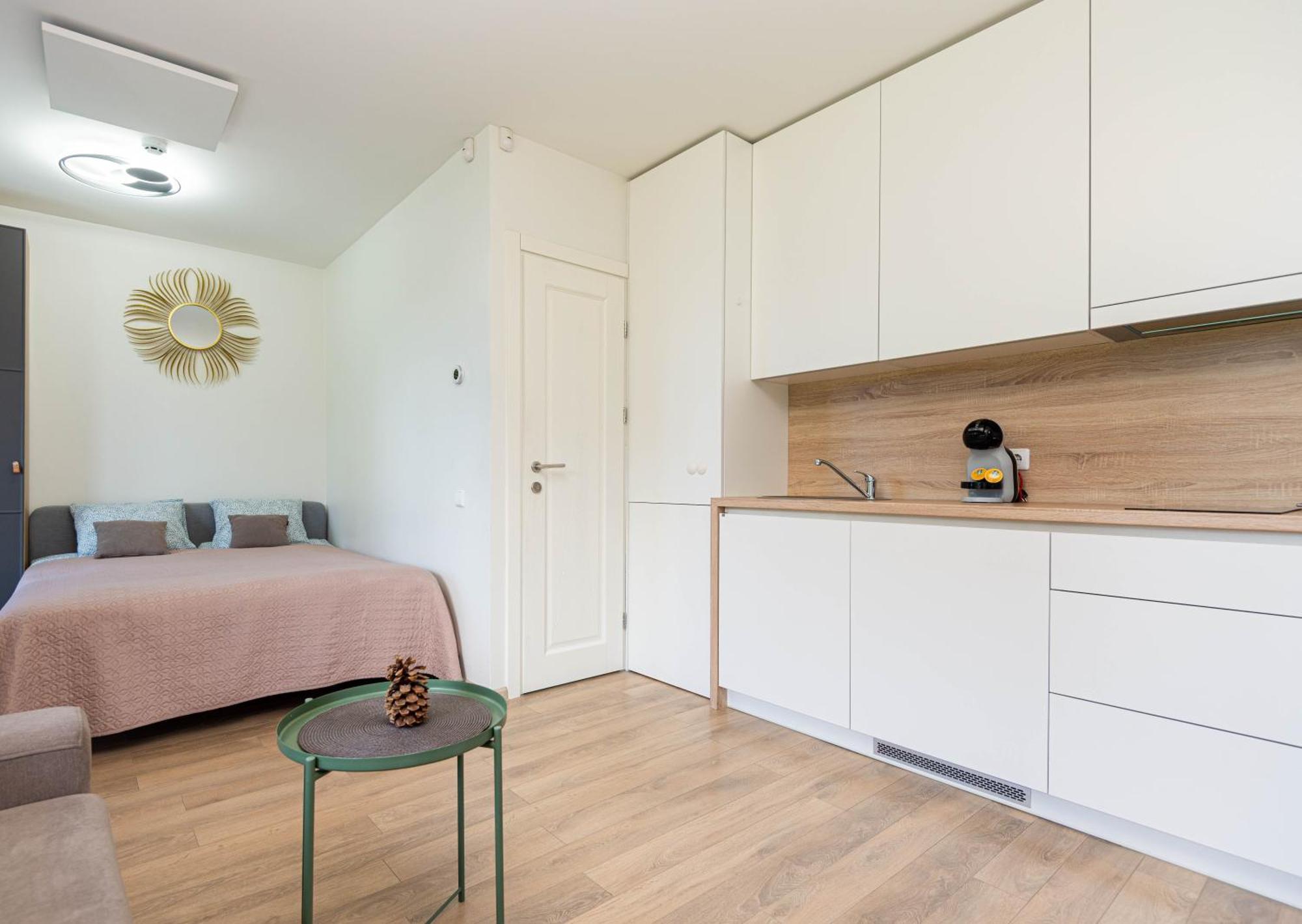 Vaivorykstes Namai Apartman Palanga Kültér fotó