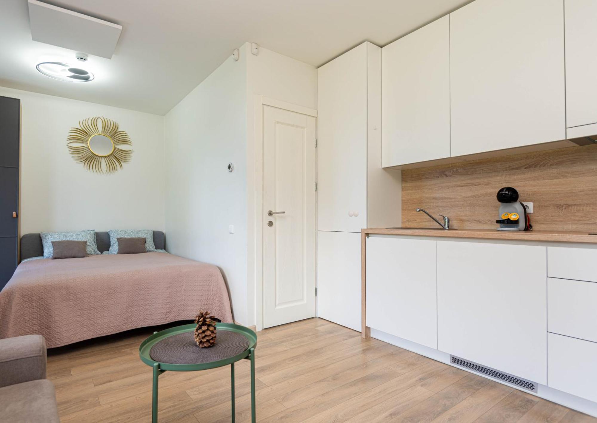 Vaivorykstes Namai Apartman Palanga Kültér fotó