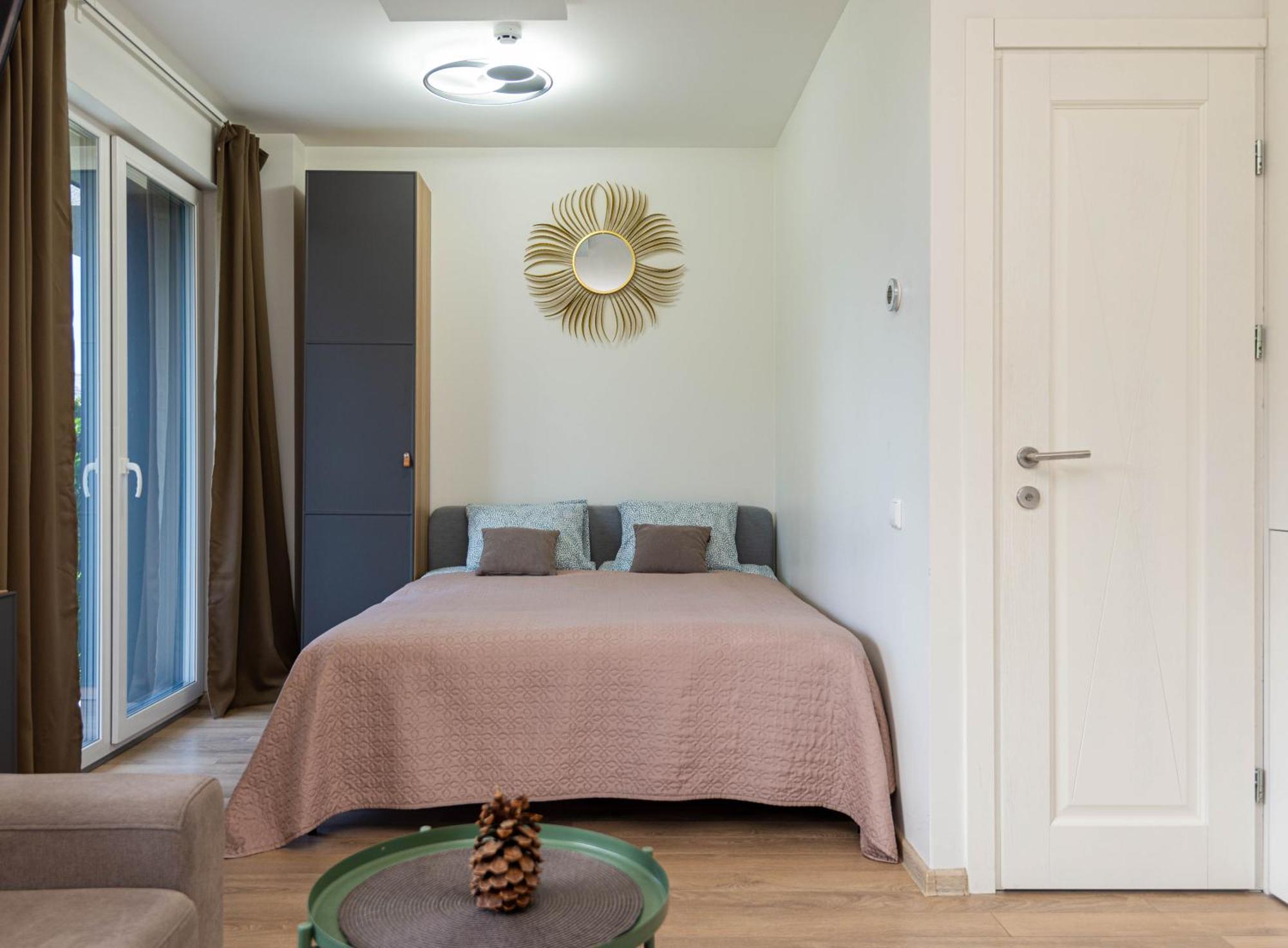 Vaivorykstes Namai Apartman Palanga Kültér fotó
